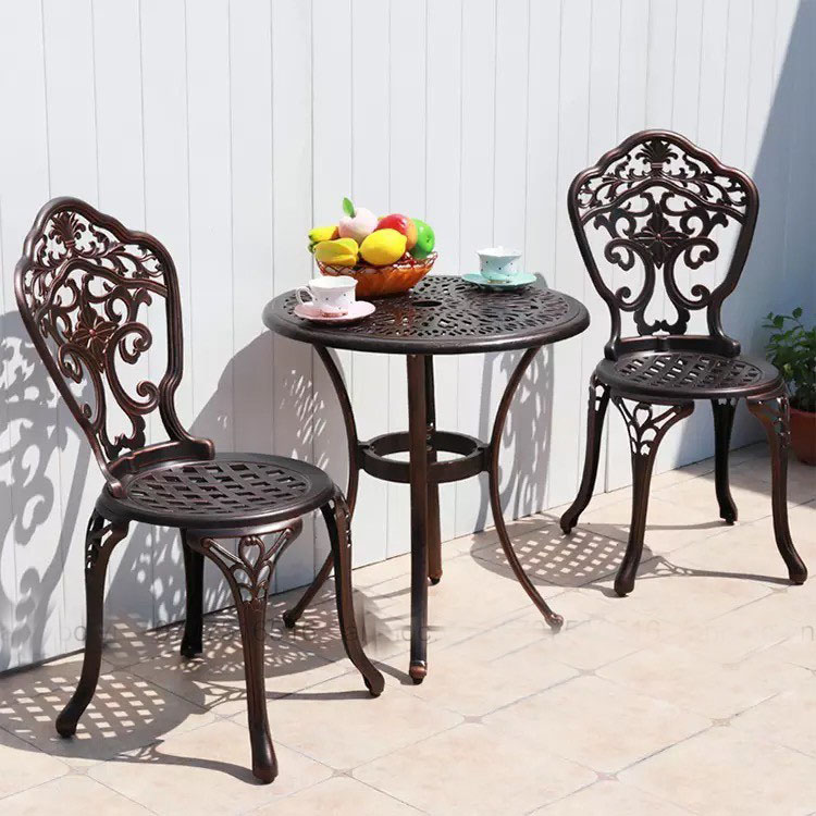 Bàn Ghế Hoa Lan – Biểu Tượng Của Sự Tinh Tế Và Quý Phái