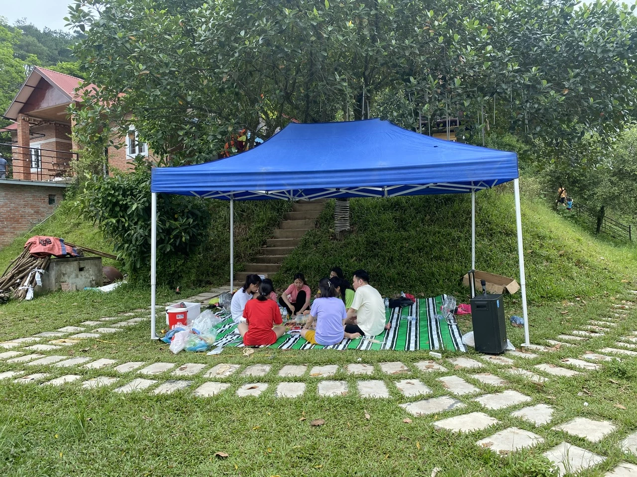 Tính Năng Vượt Trội Của Nhà Bạt Di Động Khung Mạ Kẽm
